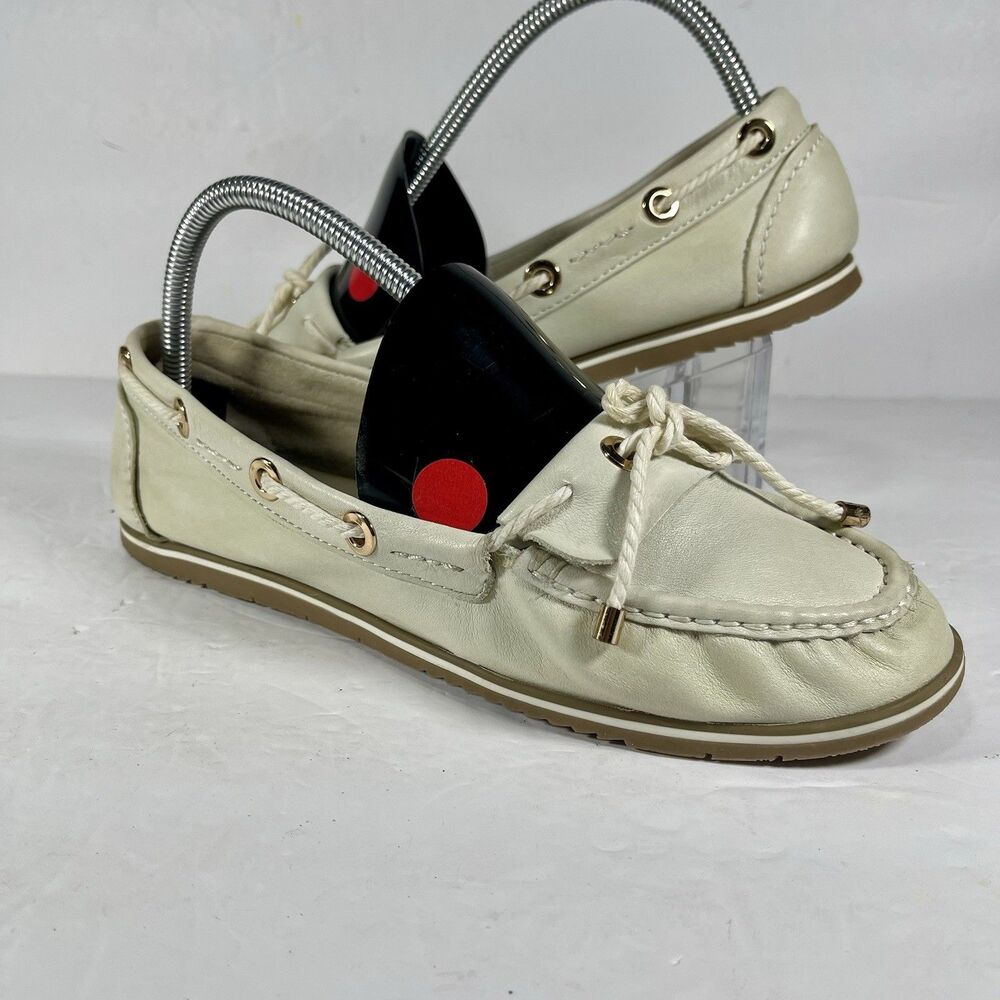 Aldo Women's Leather Boat Shoes Size 8.5 US / 39 EUR Off-White Cream Loafers
